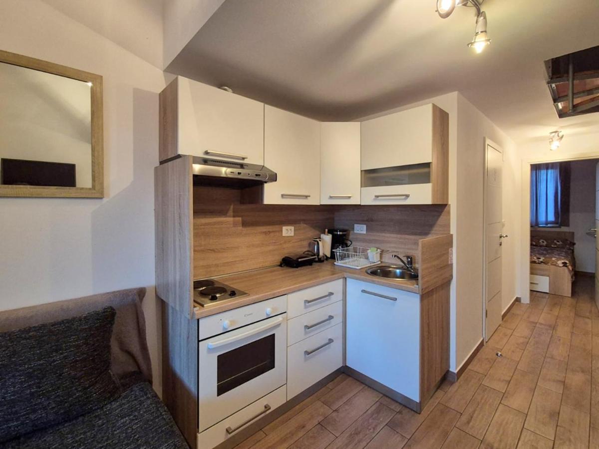 Apartman Meghan Pula Exterior photo