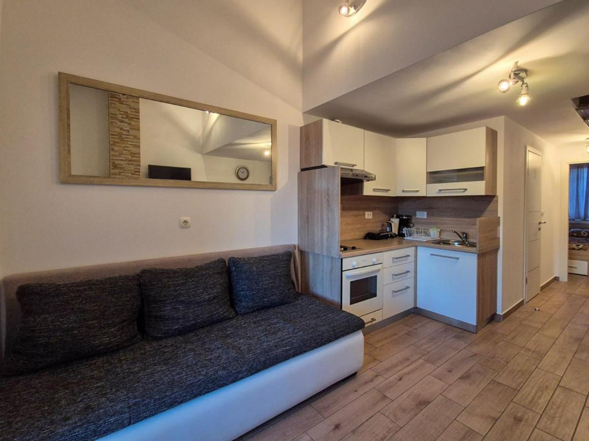 Apartman Meghan Pula Exterior photo
